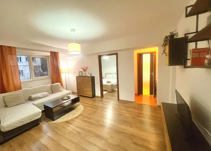 Apartament Piata Ovidiu 14 Lowcost