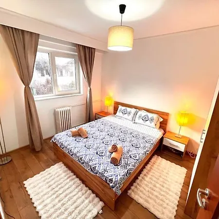 Апартаменти Piata Ovidiu 14 Cozy Flat Old Town Констанца