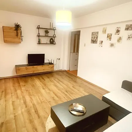Апартаменти Piata Ovidiu 14 Cozy Flat Old Town Констанца