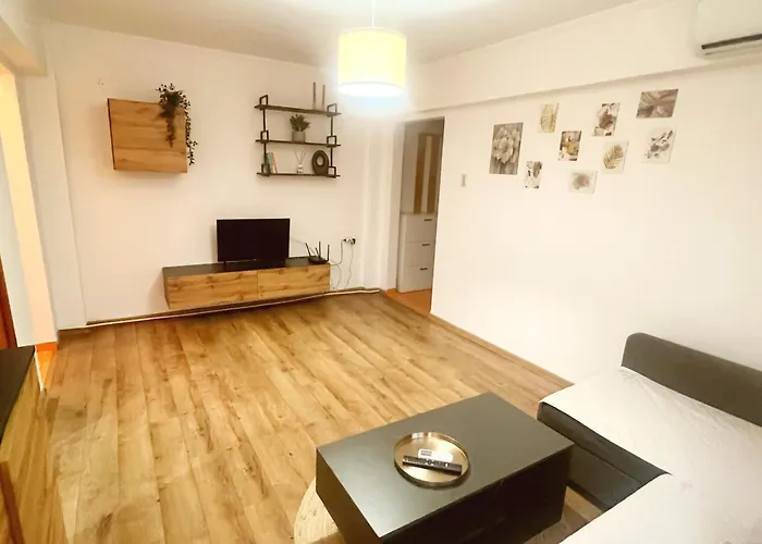 Апартаменти Piata Ovidiu 14 Cozy Flat Old Town Констанца